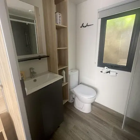 Mobil-home Eucalyptus 1 אתר קמפינג ולראס-פלאז'